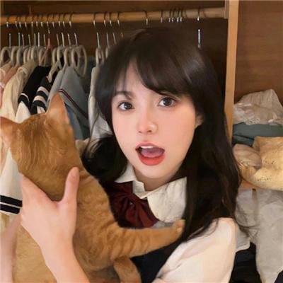 彩虹艳女